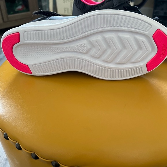 New Balance runners - Picture 4 of 5